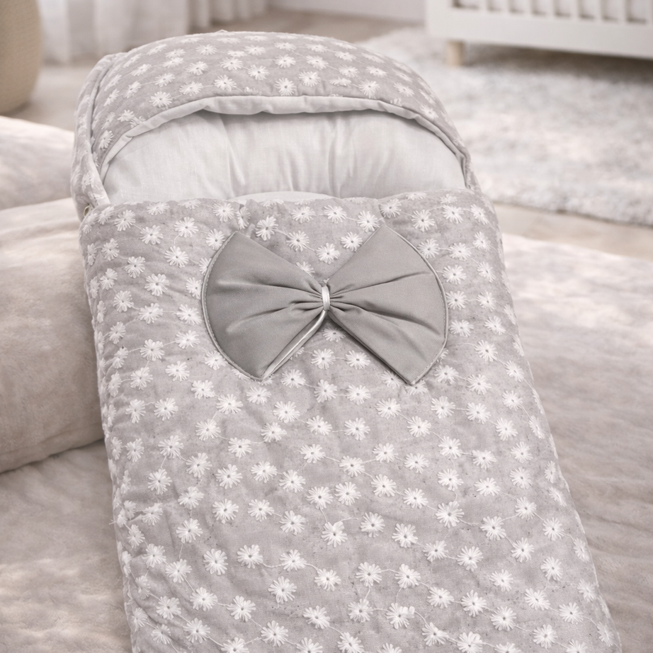 Signature Comfort Carry Nest