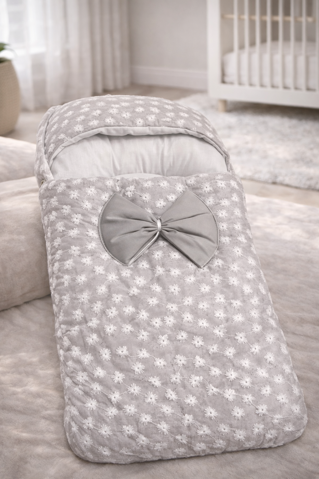 Signature Comfort Carry Nest