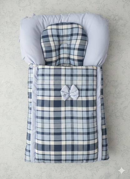 Classic Check Comfort Carry Nest