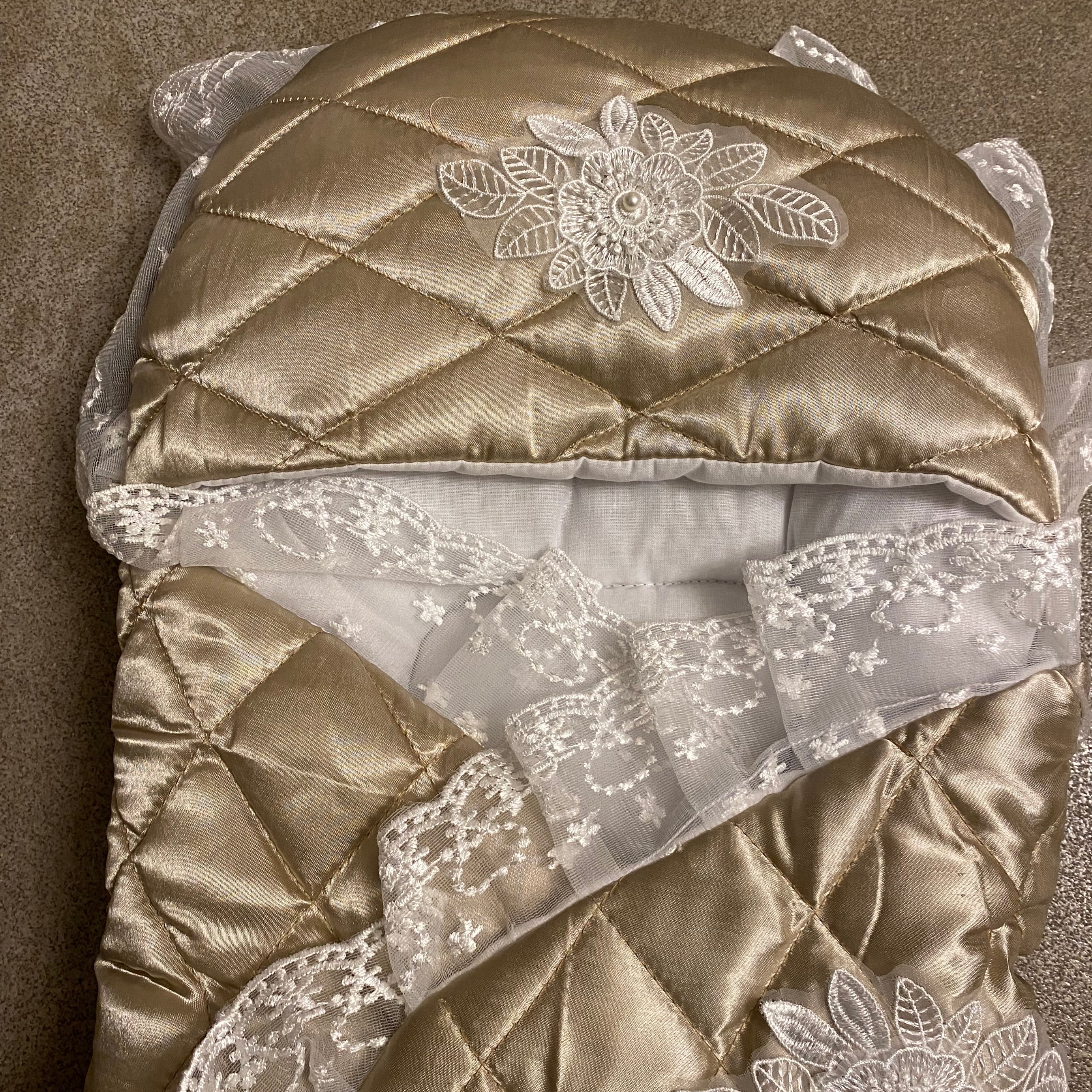 Royal Comfort Carry Nest